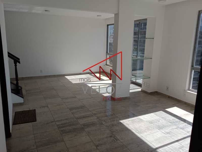 Cobertura à venda com 4 quartos, 240m² - Foto 14