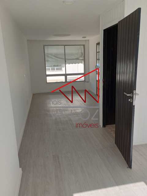 Cobertura à venda com 4 quartos, 240m² - Foto 18