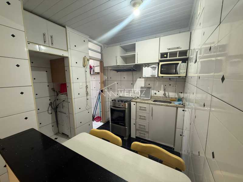 Apartamento à venda com 2 quartos, 41m² - Foto 14