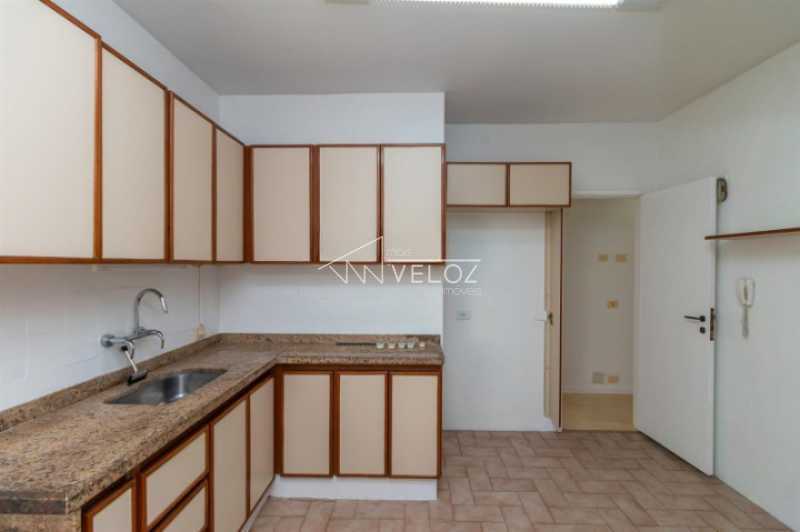 Apartamento à venda com 3 quartos, 110m² - Foto 23