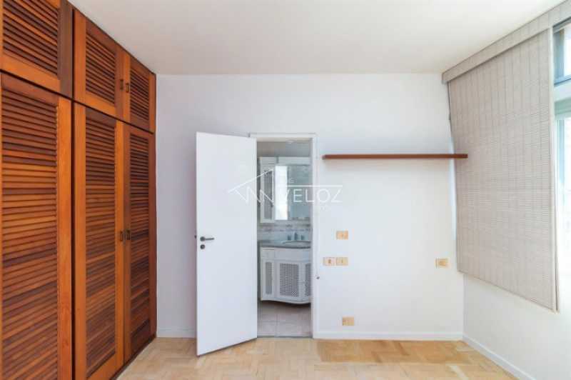 Apartamento à venda com 3 quartos, 110m² - Foto 9