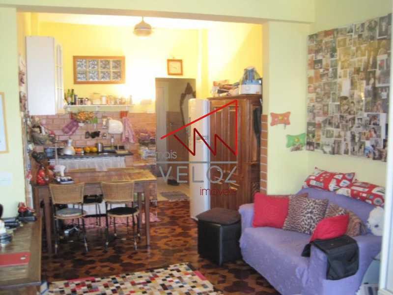 Apartamento à venda com 3 quartos, 115m² - Foto 2