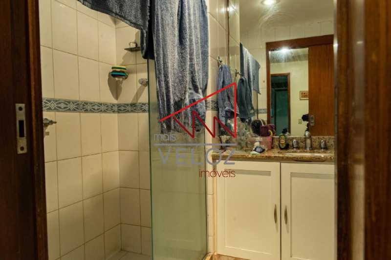 Apartamento à venda com 3 quartos, 141m² - Foto 19