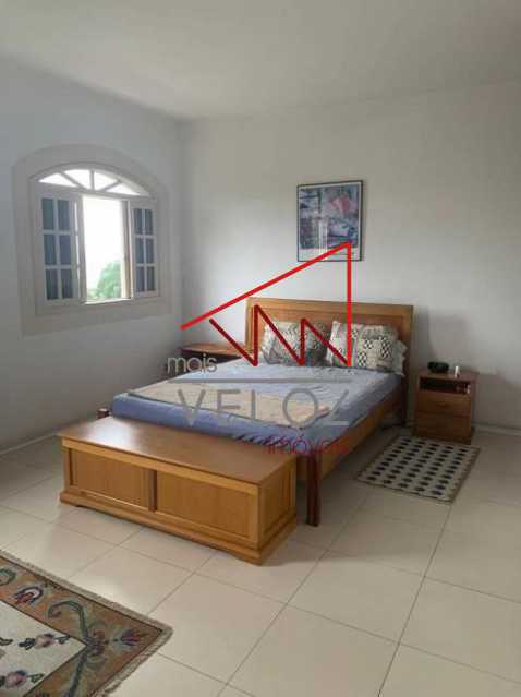 Casa de Condomínio à venda com 7 quartos, 400m² - Foto 13