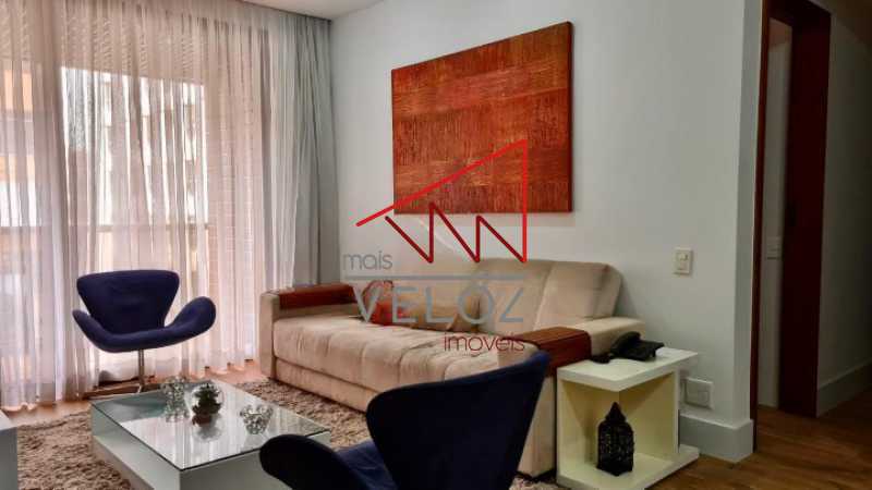 Apartamento à venda com 2 quartos, 100m² - Foto 12