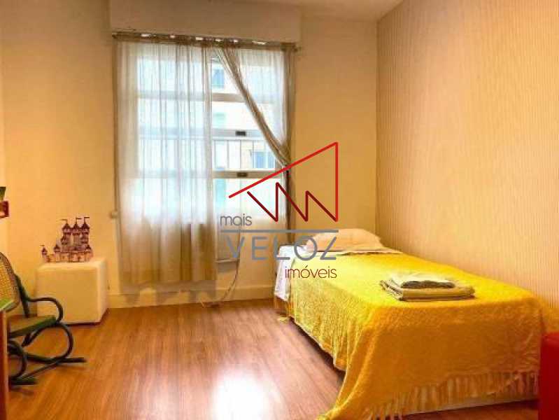 Apartamento à venda com 3 quartos, 200m² - Foto 15