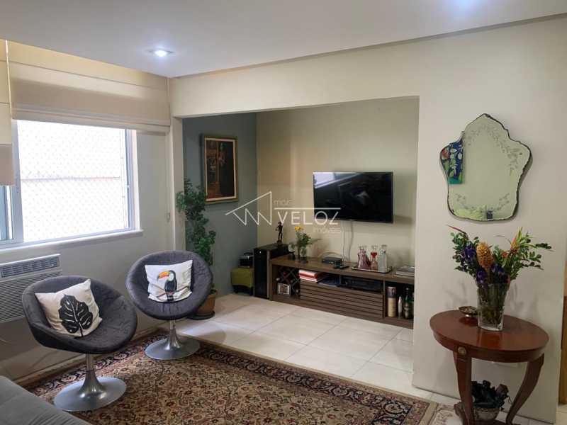 Apartamento à venda com 2 quartos, 65m² - Foto 2