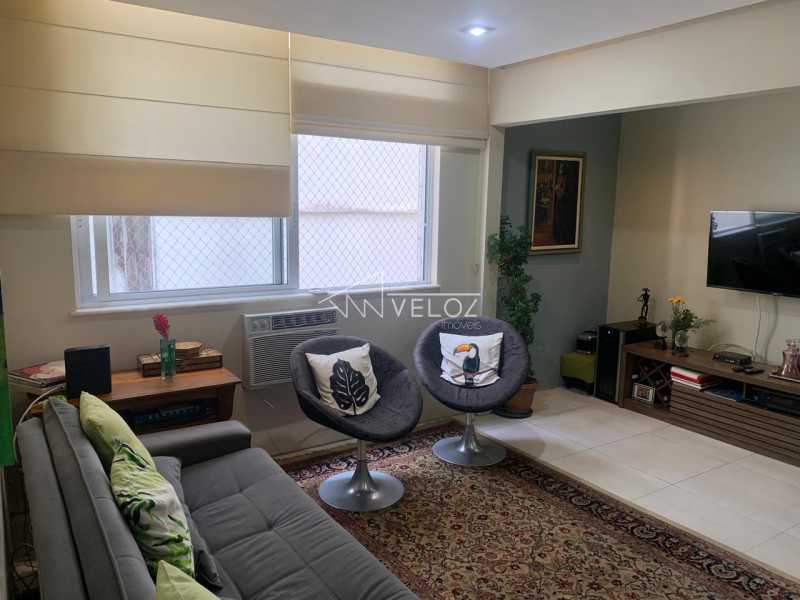 Apartamento à venda com 2 quartos, 65m² - Foto 4