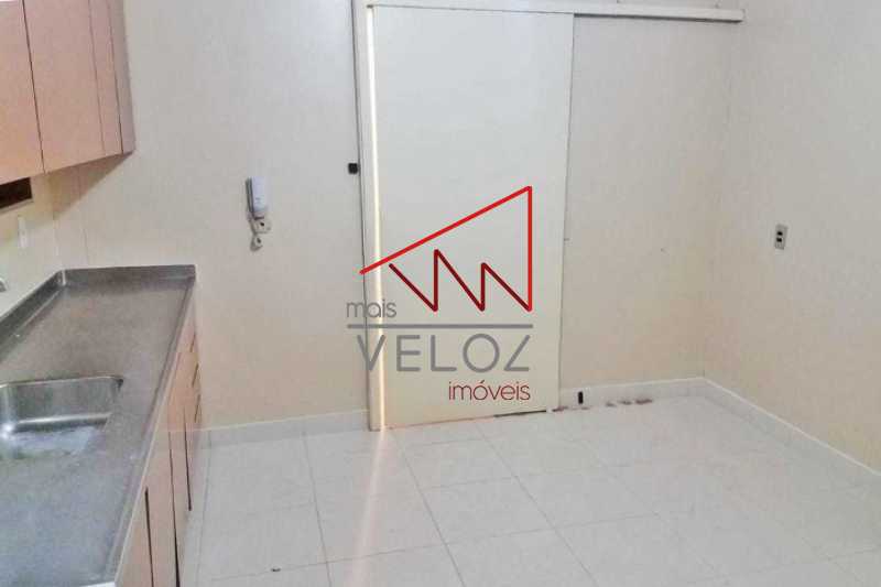 Apartamento à venda com 3 quartos - Foto 12