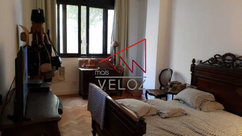 Apartamento à venda com 3 quartos, 150m² - Foto 11