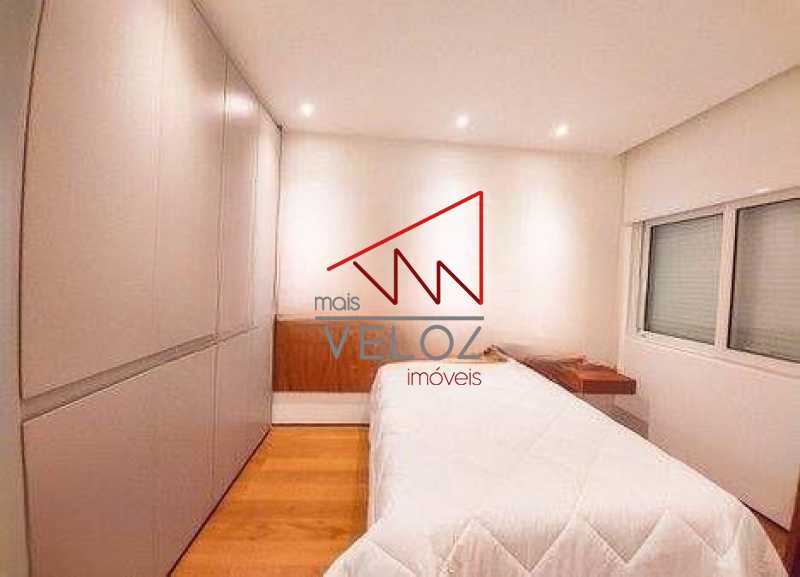 Apartamento à venda com 3 quartos, 320m² - Foto 13