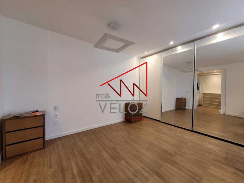 Apartamento à venda com 4 quartos, 170m² - Foto 11