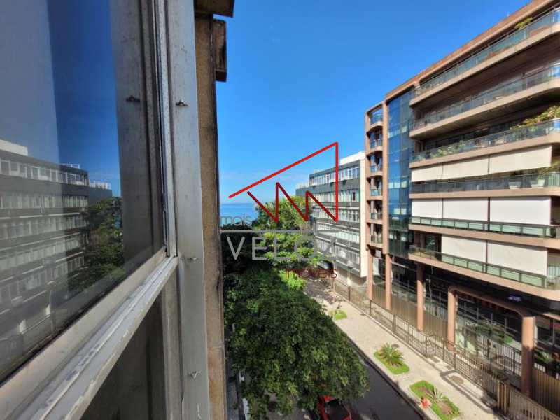 Apartamento à venda com 4 quartos, 170m² - Foto 22