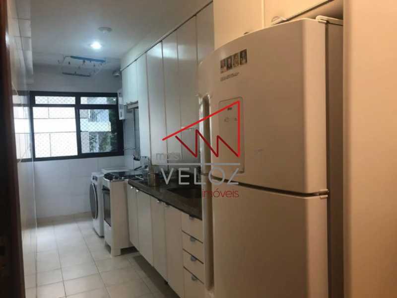 Apartamento à venda com 2 quartos, 84m² - Foto 9