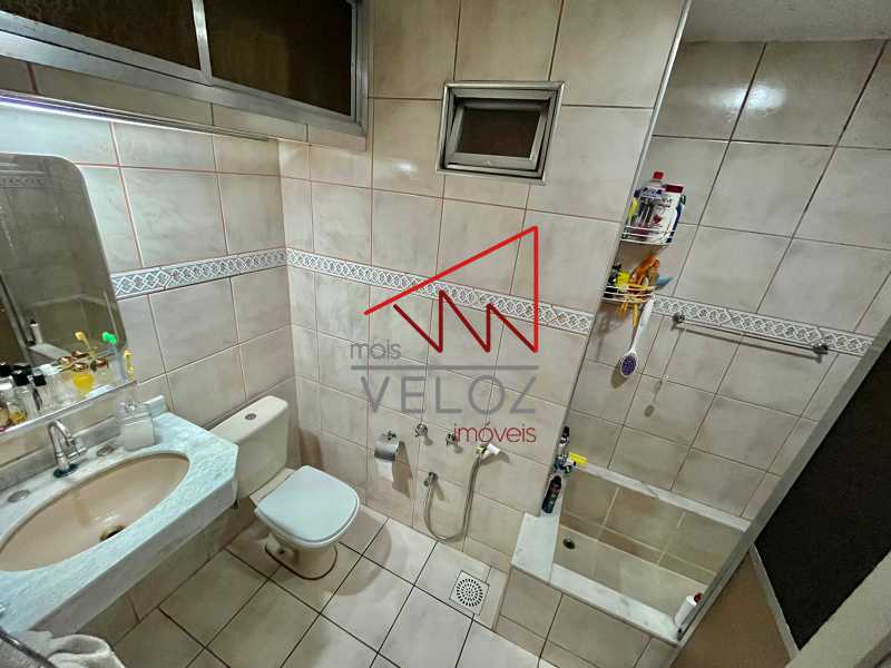 Apartamento à venda com 3 quartos, 100m² - Foto 13