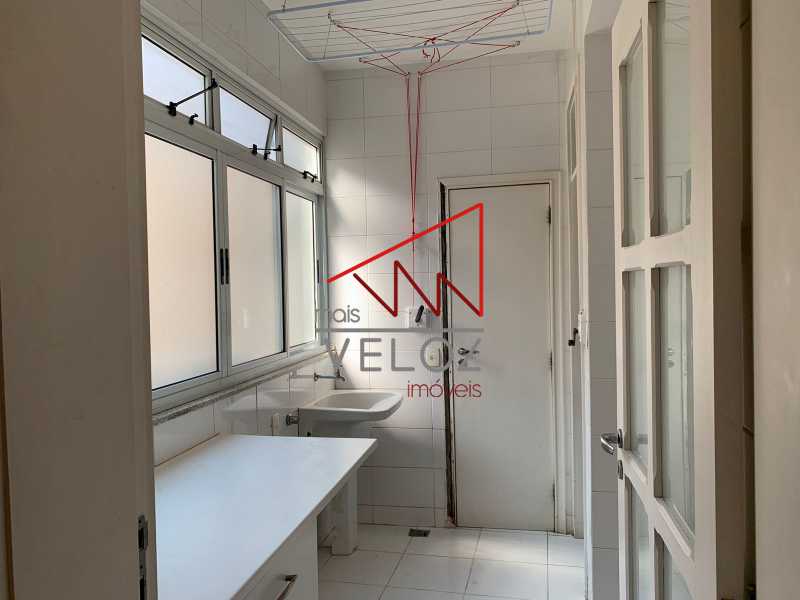 Apartamento à venda com 2 quartos, 132m² - Foto 11