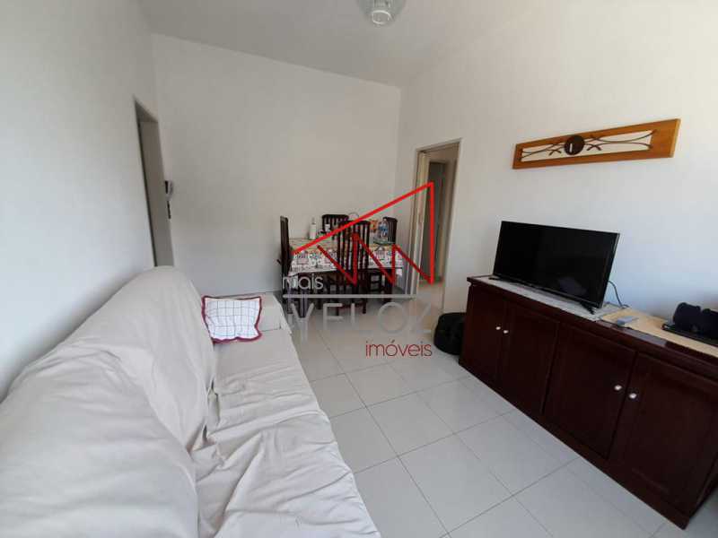 Apartamento à venda com 2 quartos, 69m² - Foto 19