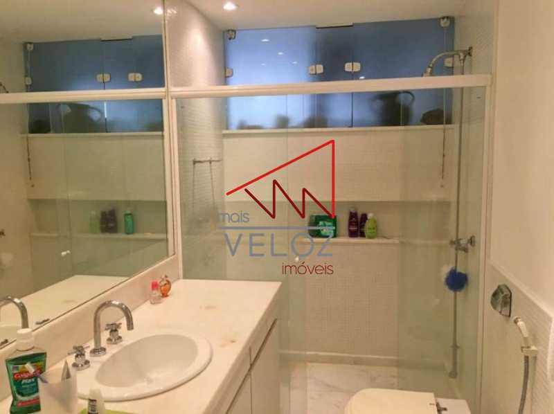 Apartamento à venda com 4 quartos, 230m² - Foto 20