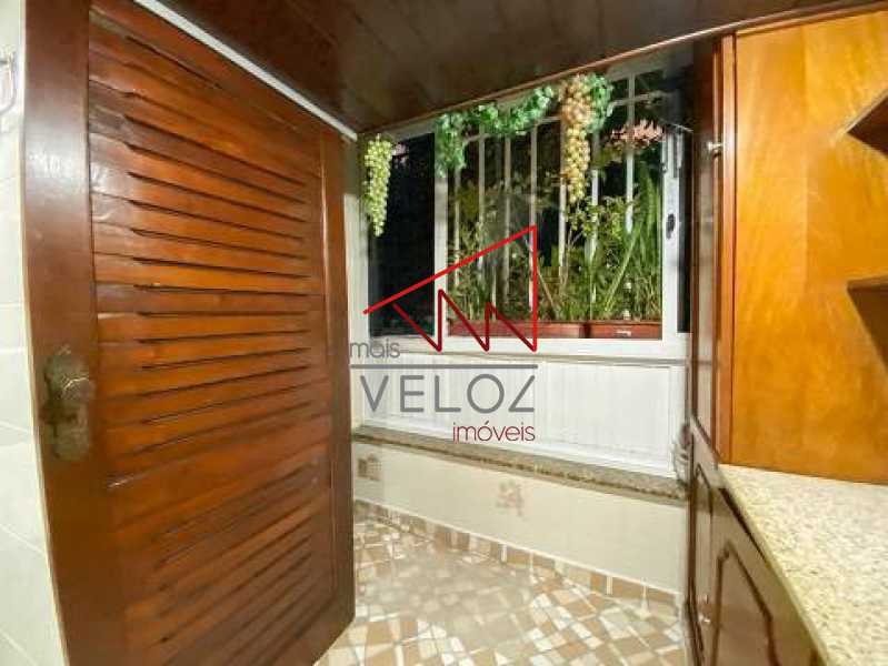 Apartamento à venda com 1 quarto, 32m² - Foto 4