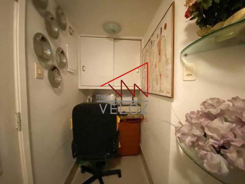 Apartamento à venda com 1 quarto, 32m² - Foto 13