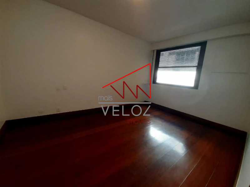 Apartamento à venda com 6 quartos, 470m² - Foto 17