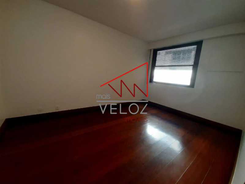 Apartamento à venda com 6 quartos, 470m² - Foto 16