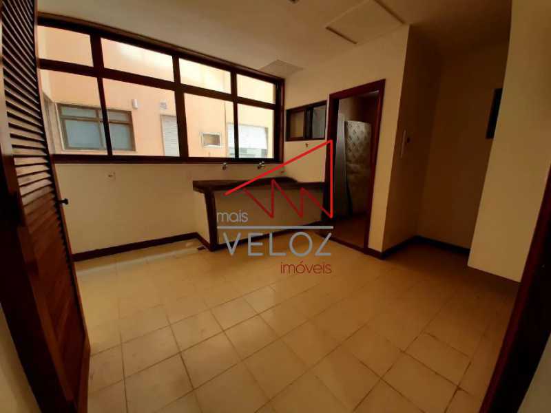 Apartamento à venda com 6 quartos, 470m² - Foto 21