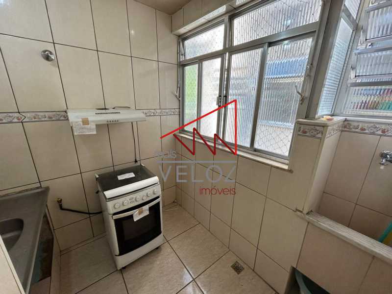 Apartamento à venda com 1 quarto, 40m² - Foto 13