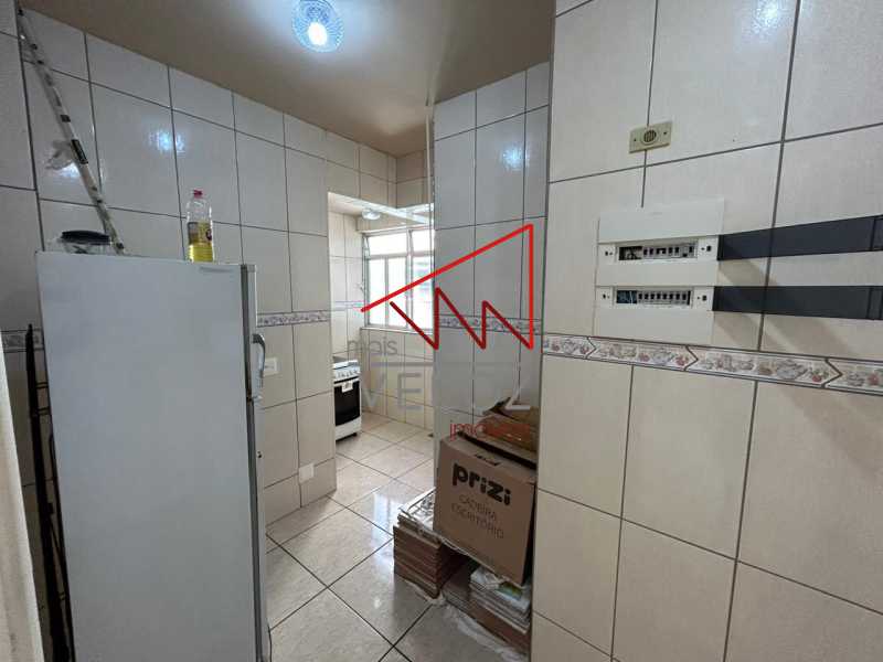 Apartamento à venda com 1 quarto, 40m² - Foto 16