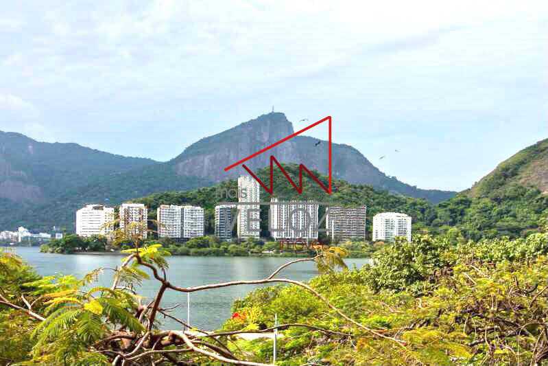 Apartamento à venda com 3 quartos, 196m² - Foto 3