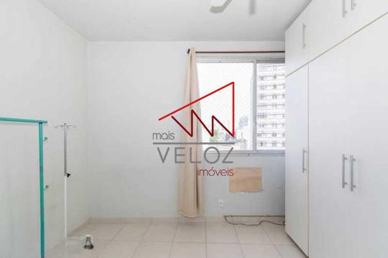 Apartamento à venda com 3 quartos, 101m² - Foto 14