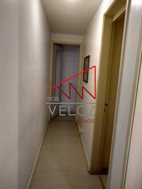 Apartamento à venda com 2 quartos, 78m² - Foto 4