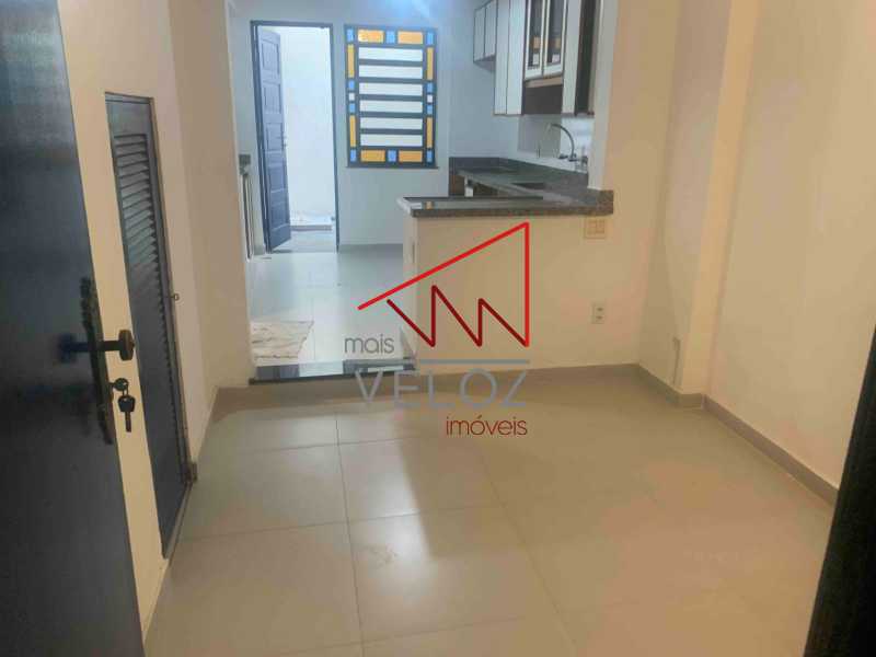 Casa à venda com 4 quartos, 280m² - Foto 13