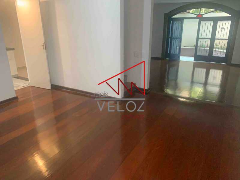 Casa à venda com 4 quartos, 280m² - Foto 10