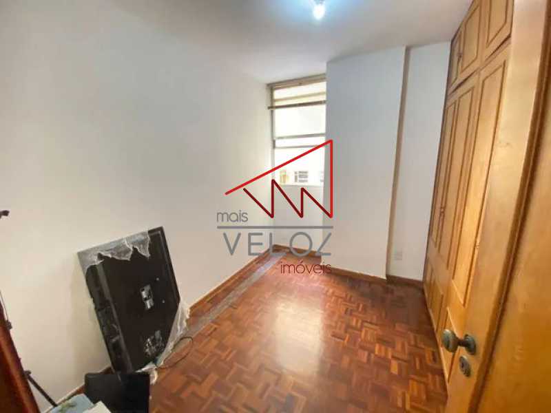 Apartamento à venda com 3 quartos, 74m² - Foto 4