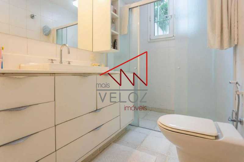 Apartamento à venda com 3 quartos, 137m² - Foto 11