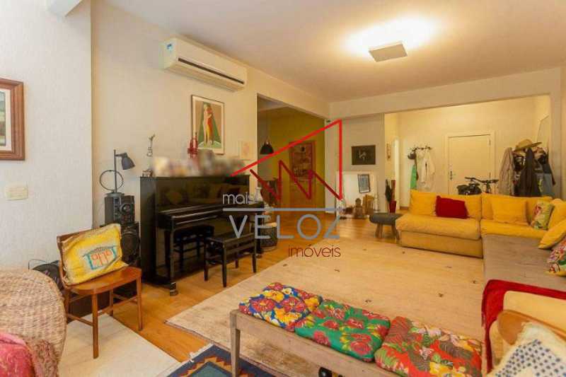 Apartamento à venda com 3 quartos, 137m² - Foto 6