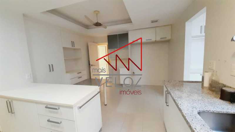 Apartamento à venda com 4 quartos, 294m² - Foto 19