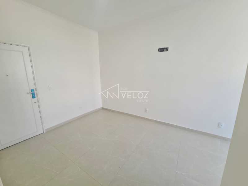 Apartamento à venda com 1 quarto, 50m² - Foto 8