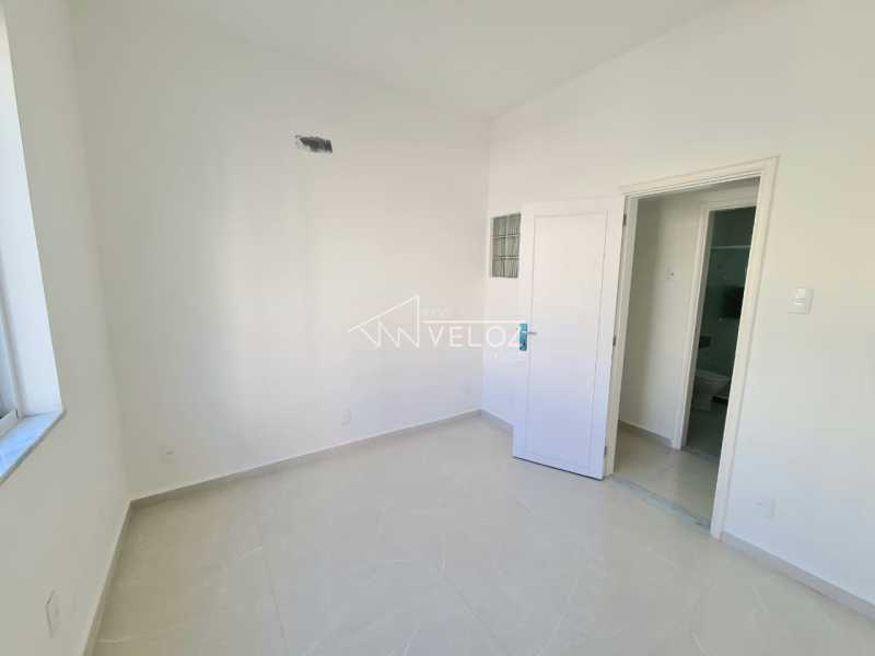 Apartamento à venda com 1 quarto, 50m² - Foto 19