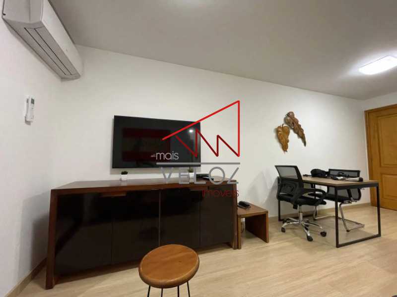 Apartamento à venda com 1 quarto, 40m² - Foto 7