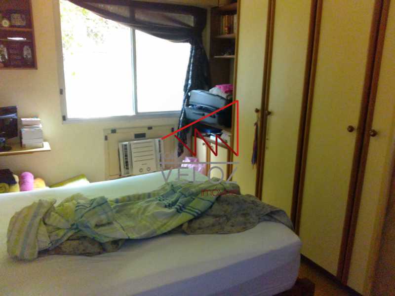 Apartamento à venda com 2 quartos, 70m² - Foto 13