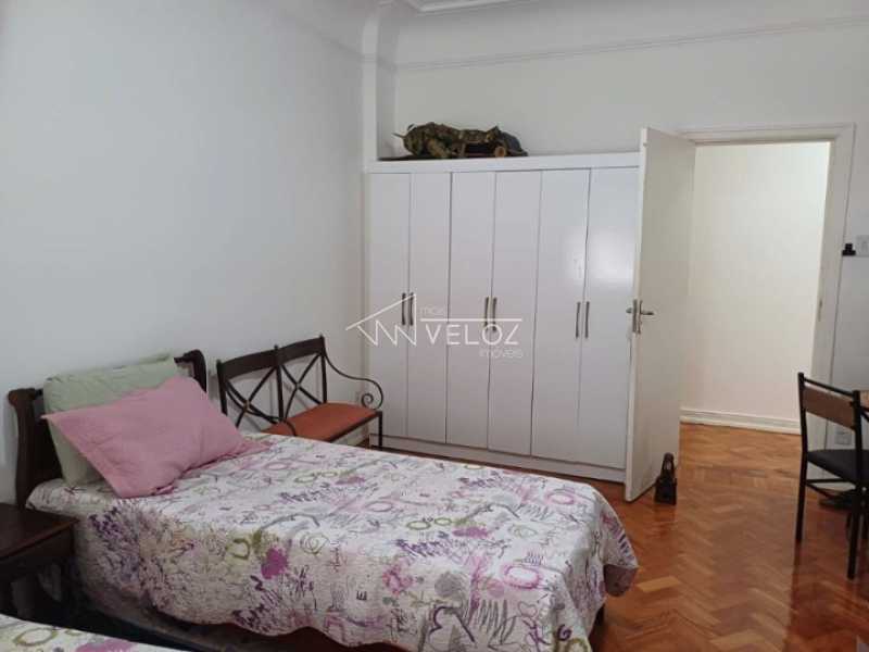 Apartamento à venda com 4 quartos, 202m² - Foto 10