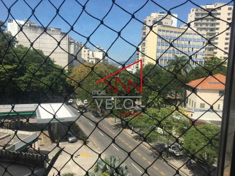 Apartamento à venda com 3 quartos, 90m² - Foto 12