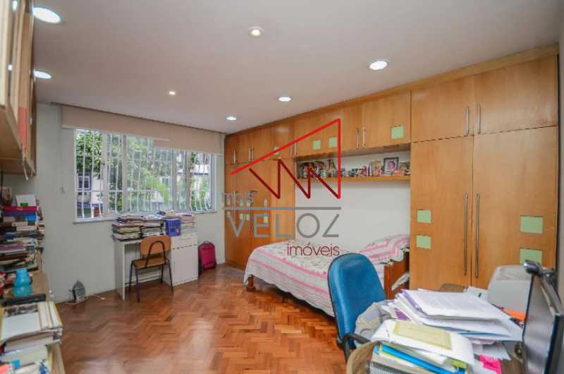 Apartamento à venda com 4 quartos, 198m² - Foto 3