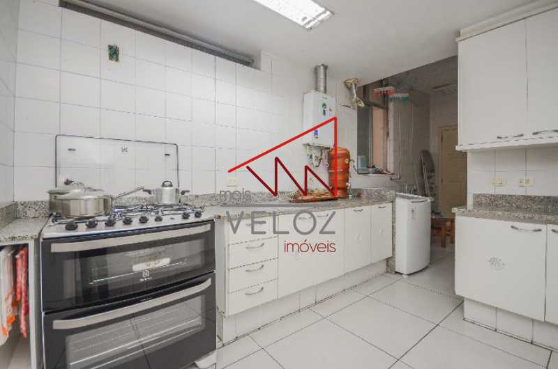 Apartamento à venda com 4 quartos, 198m² - Foto 11