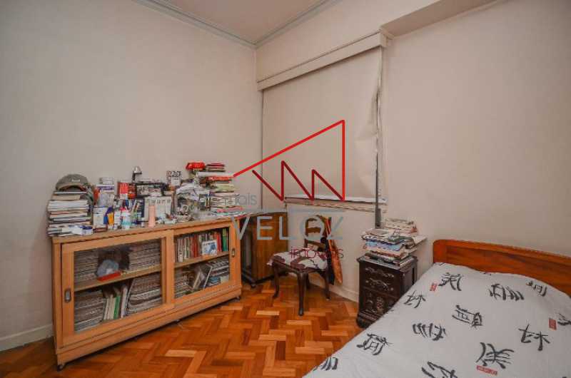 Apartamento à venda com 4 quartos, 198m² - Foto 13