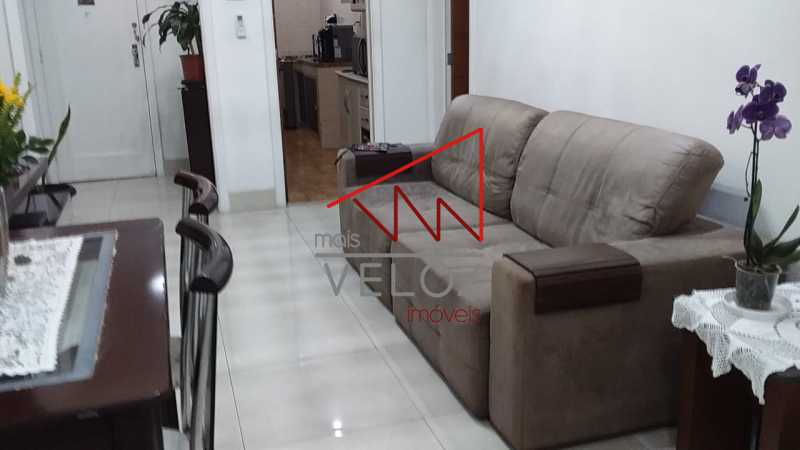 Apartamento à venda com 2 quartos, 83m² - Foto 2