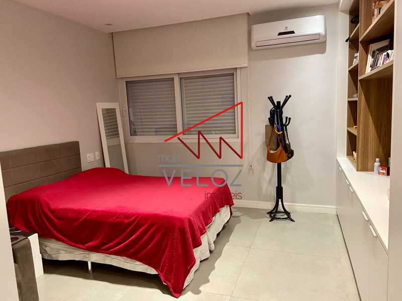 Apartamento à venda com 3 quartos, 178m² - Foto 17