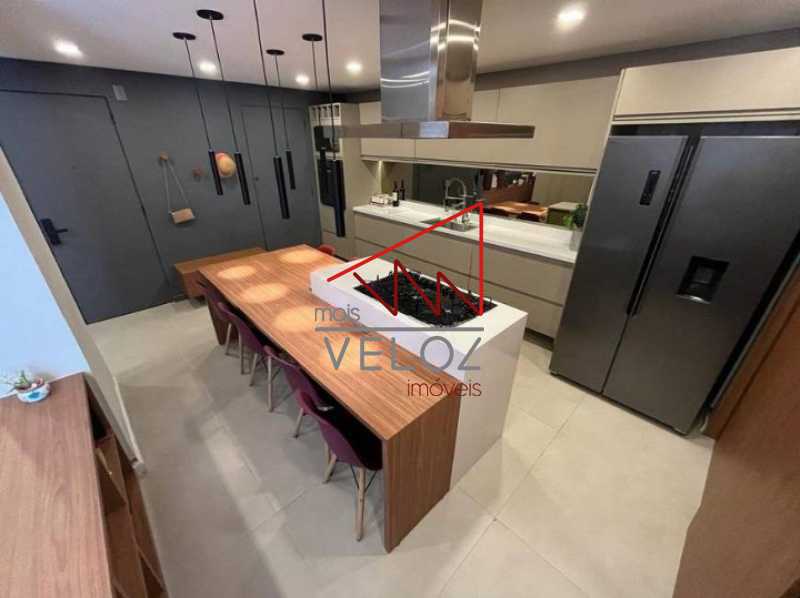 Apartamento à venda com 2 quartos, 85m² - Foto 23